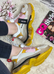 Balenciaga Triple S живое фото 1