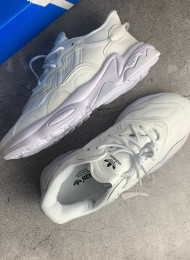 Кроссовки Adidas Ozweego Cloud White живое фото 2